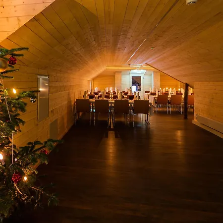 De Gamlas Hem & Restaurant 酒店