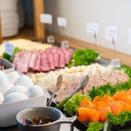 De Gamlas Hem & Restaurant 3* أولو