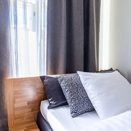 De Gamlas Hem & Restaurant 奥卢