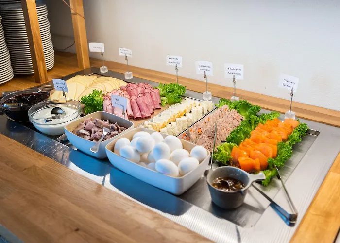 Hotel De Gamlas Hem & Restaurant Oulu