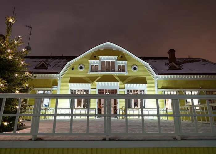 De Gamlas Hem & Restaurant 奥卢